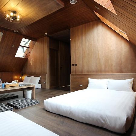 Taichung Business Hotel - Immortals Hills เหอผิง ภายนอก รูปภาพ